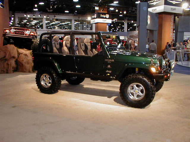 Jeep Wrangler 4 puertas 4x4